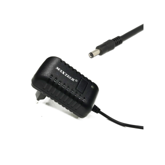 Alimentatore Caricabatterie Universale da rete 5.5 x 2.1mm