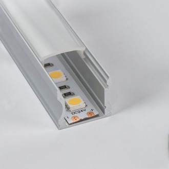 Profilo In Alluminio Per Strip Led 17x14 IP20